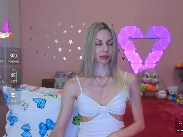 DiamondJo free chat on liveonude Image 14