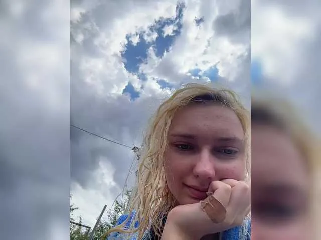 xunybany free chat on liveonude Image 10