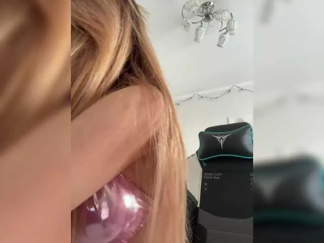 linda_power free chat on liveonude Image 18