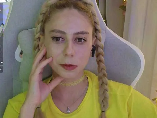 cherrysweex free chat on liveonude Image 10