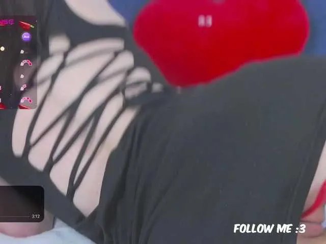 isahot_latin_doll free chat on liveonude Image 12