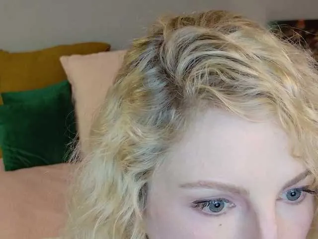 babymuro4ka free chat on liveonude Image 14