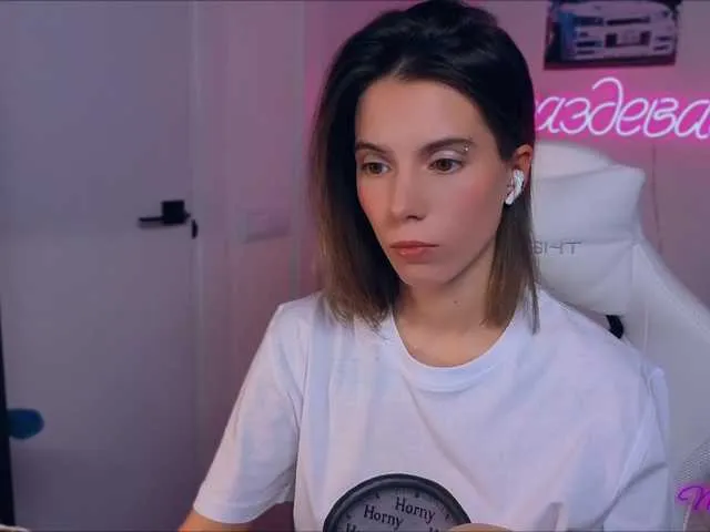 ELENA-XXX free chat on liveonude Image 16