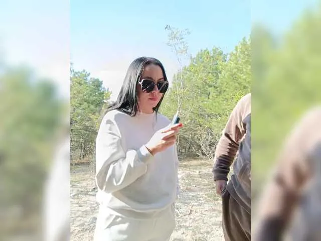 BELBIG free chat on liveonude Image 19