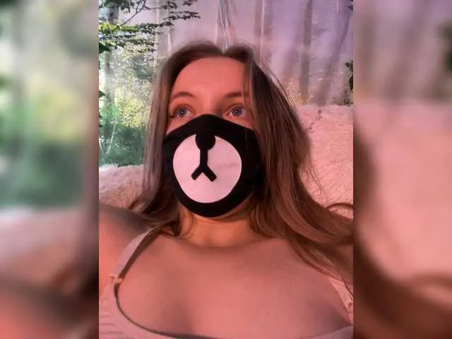 tamiriscampos free chat on liveonude Image 17