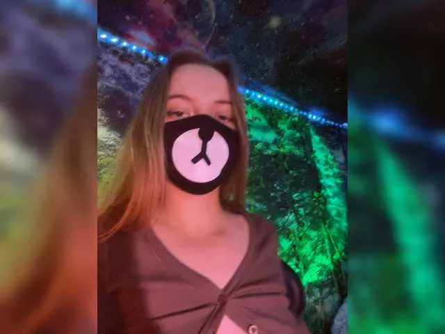 tamiriscampos free chat on liveonude Image 9