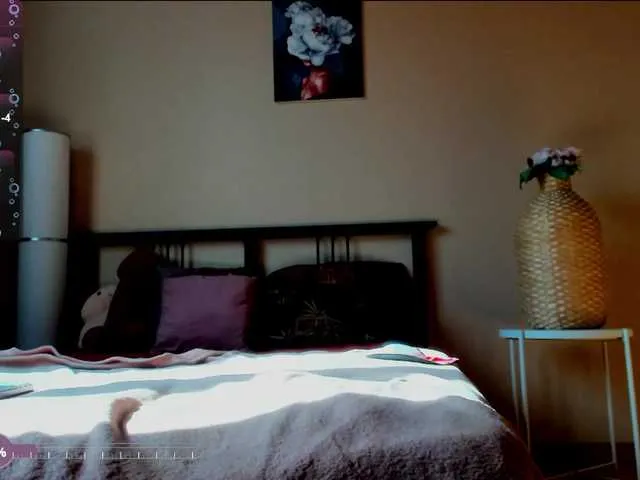 DiamondJo free chat on liveonude Image 18