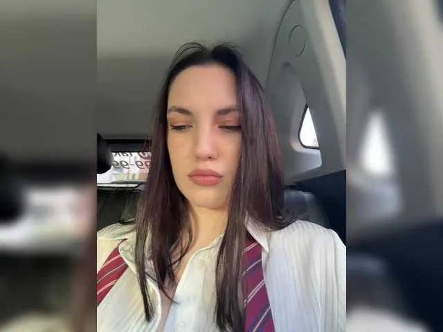 khloe_rossich free chat on liveonude Image 14