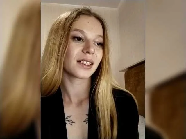 DiamondJo free chat on liveonude Image 7