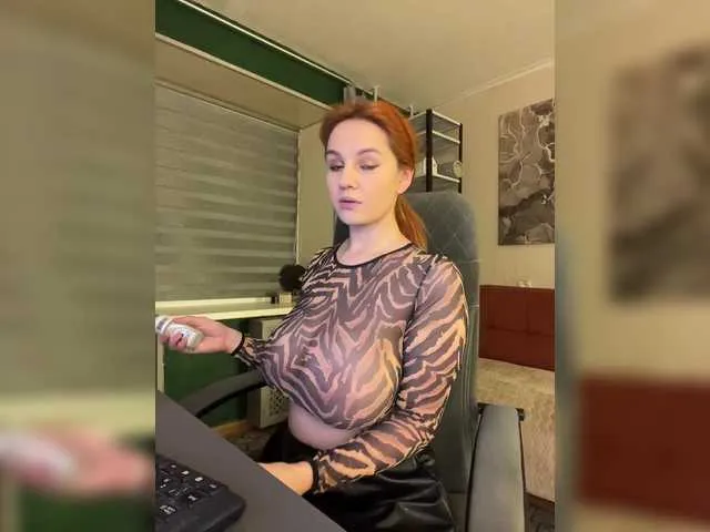 maddymendozaxx free chat on liveonude Image 9