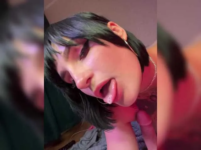 khloe_rossich free chat on liveonude Image 15