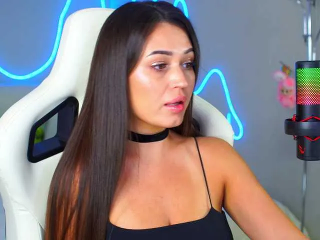 agatha__milf free chat on liveonude Image 14