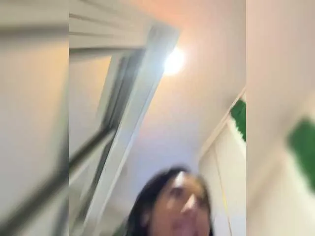 DiamondJo free chat on liveonude Image 15