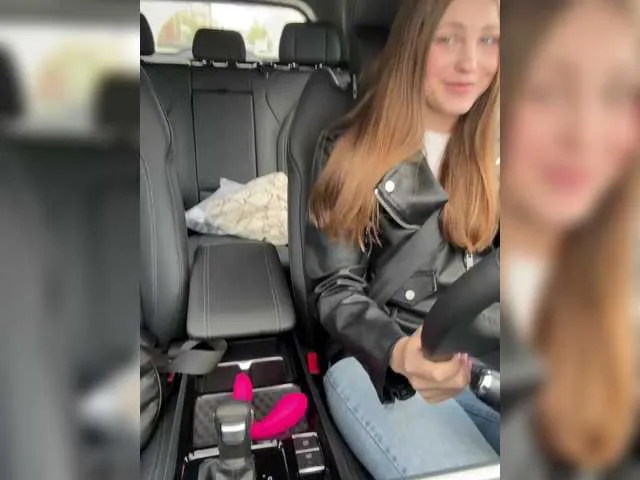 milabunny_ free chat on liveonude Image 14