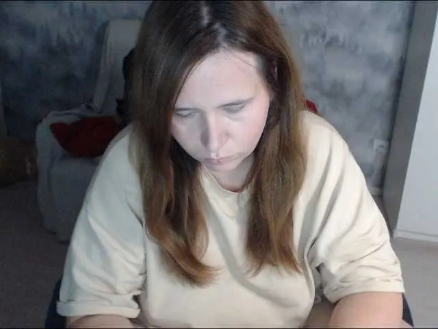 anyaa777 free chat on liveonude Image 18