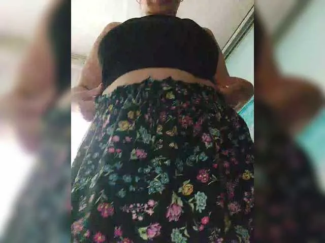 xunybany free chat on liveonude Image 14