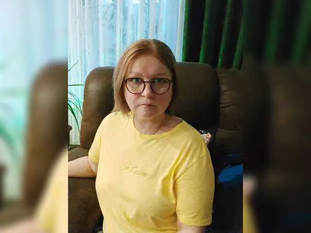 xunybany free chat on liveonude Image 4