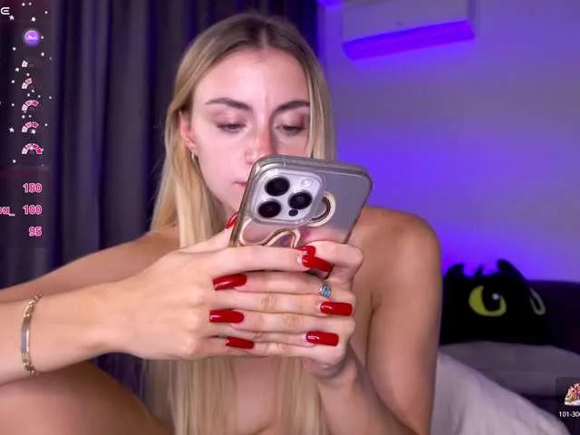 ELENA-XXX free chat on liveonude Image 11