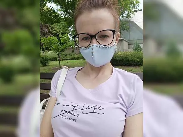 hidianapaola free chat on liveonude Image 11