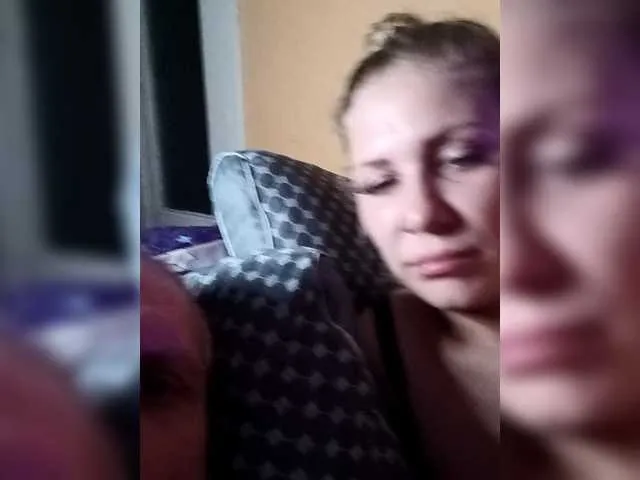 xunybany free chat on liveonude Image 8