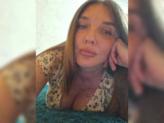 DiamondJo free chat on liveonude Image 6