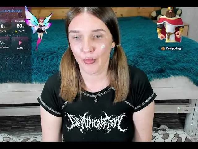 DiamondJo free chat on liveonude Image 9