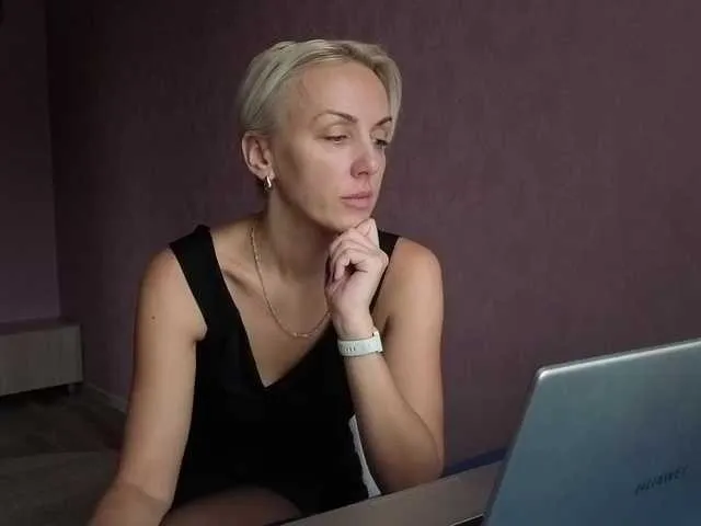 goodgirlpersephone free chat on liveonude Image 17