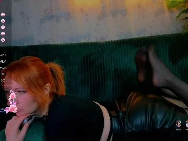 DiamondJo free chat on liveonude Image 14