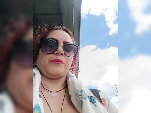 horny_sexxy_babe free chat on liveonude Image 3