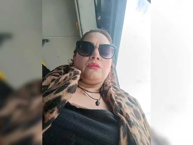 horny_sexxy_babe free chat on liveonude Image 6