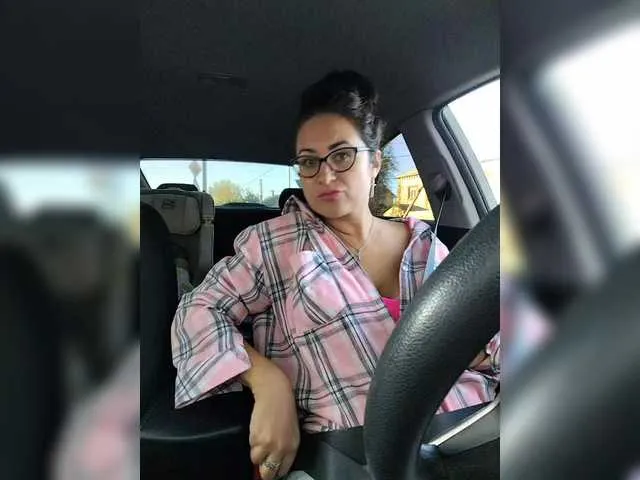 NatashaRouge free chat on liveonude Image 16