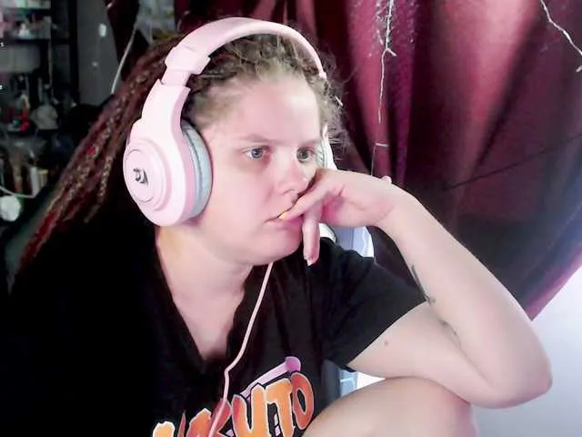 DiamondJo free chat on liveonude Image 12