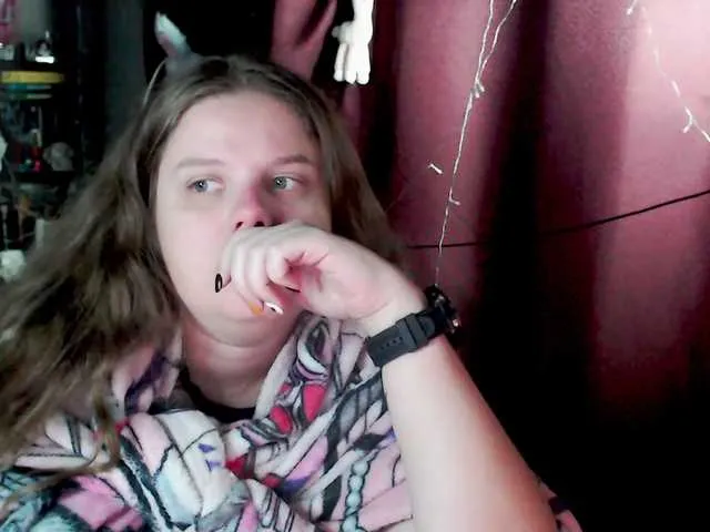 DiamondJo free chat on liveonude Image 19