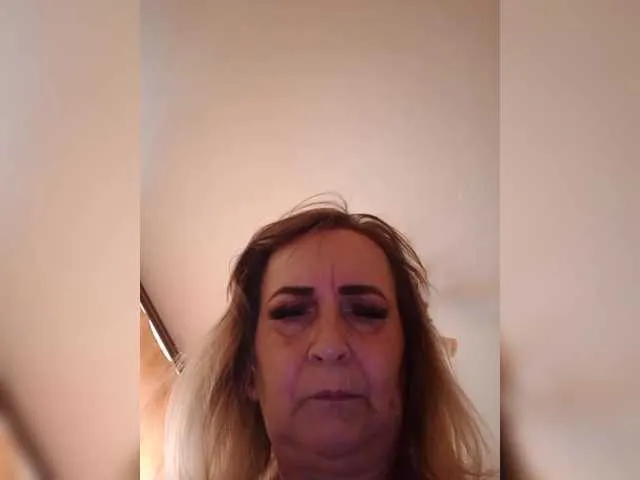 xunybany free chat on liveonude Image 10