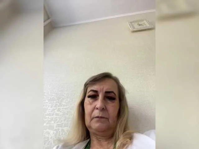 xunybany free chat on liveonude Image 5