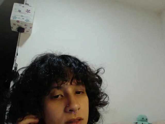 munchi_ free chat on liveonude Image 8