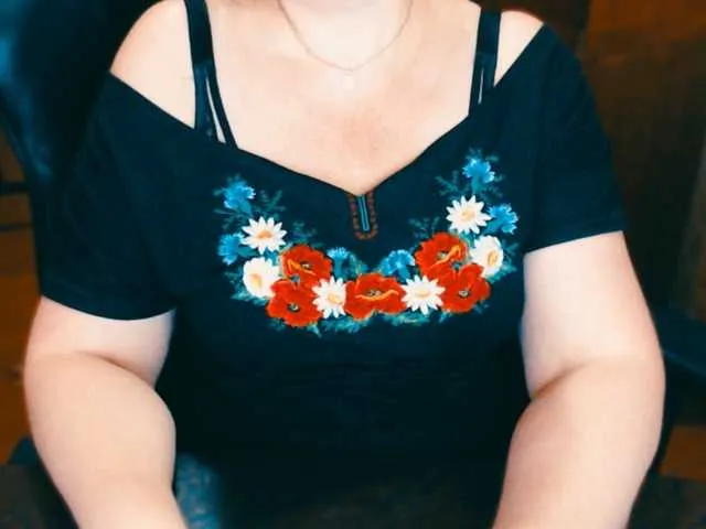 xunybany free chat on liveonude Image 18