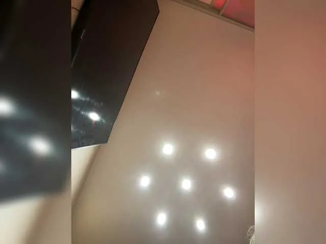 sexyblondebush free chat on liveonude Image 6