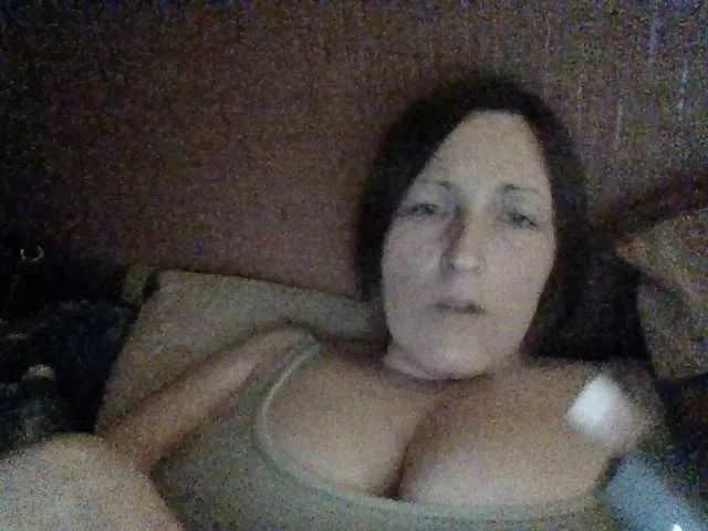 HEYBANANA free chat on liveonude Image 16