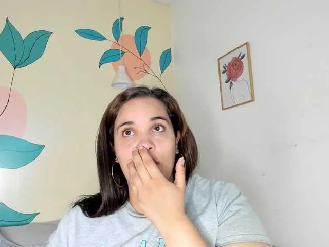 miley_sexxx free chat on liveonude Image 14