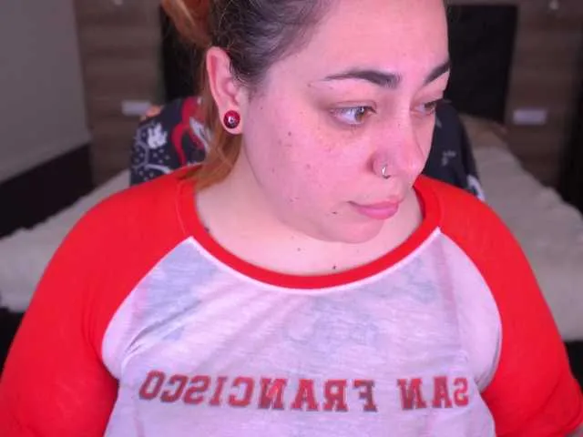 PinkFoxya free chat on liveonude Image 13