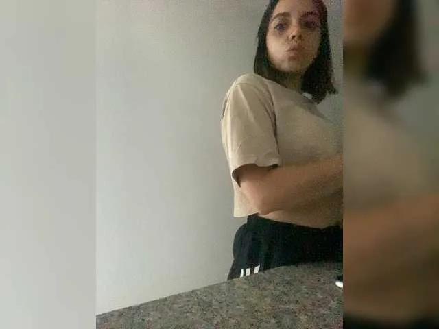 eva_rosse69 free chat on liveonude Image 12