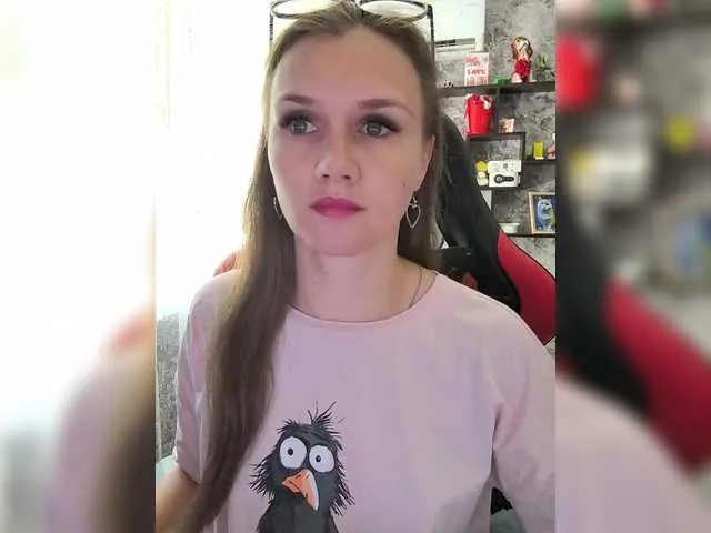 Wild-Angel777 free chat on liveonude Image 2