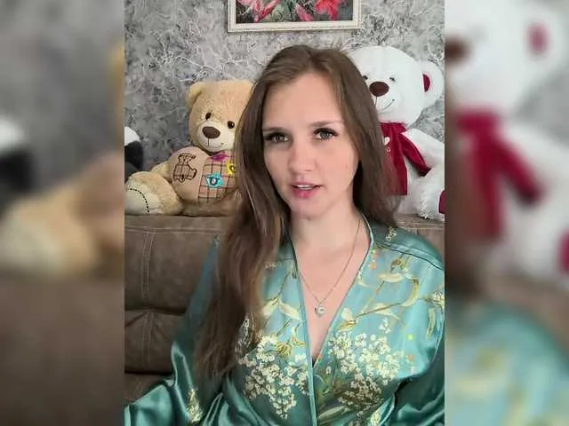 Wild-Angel777 free chat on liveonude Image 3