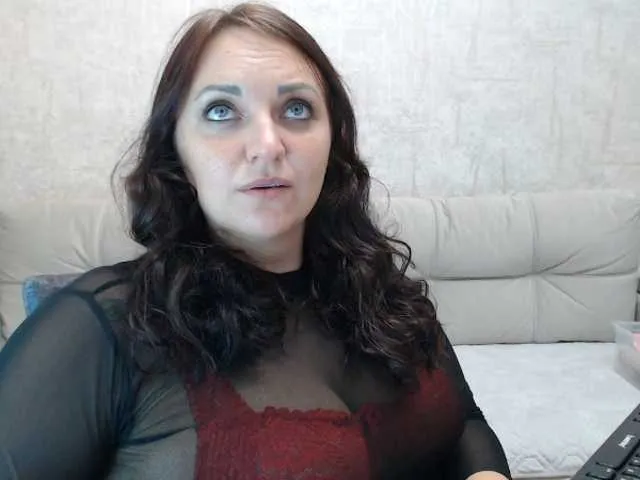 BELBIG free chat on liveonude Image 2