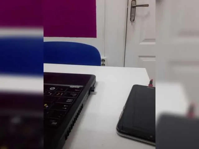 Angelinamik free chat on liveonude