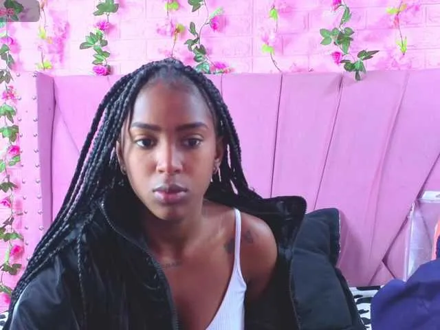 xunybany free chat on liveonude Image 17