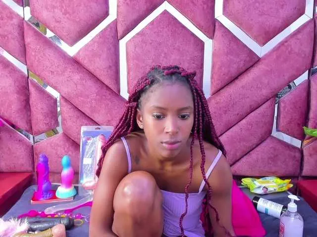 xunybany free chat on liveonude Image 7