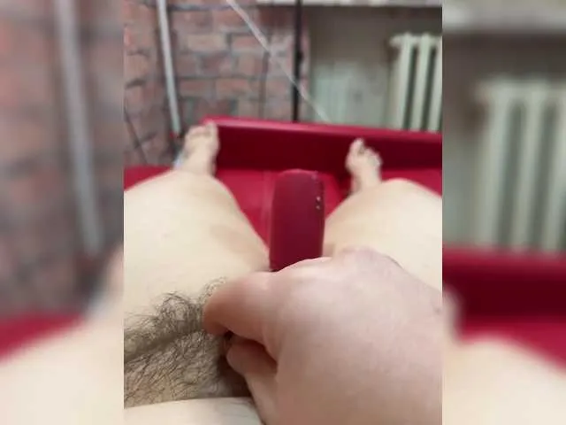 Wild-Angel777 free chat on liveonude Image 2