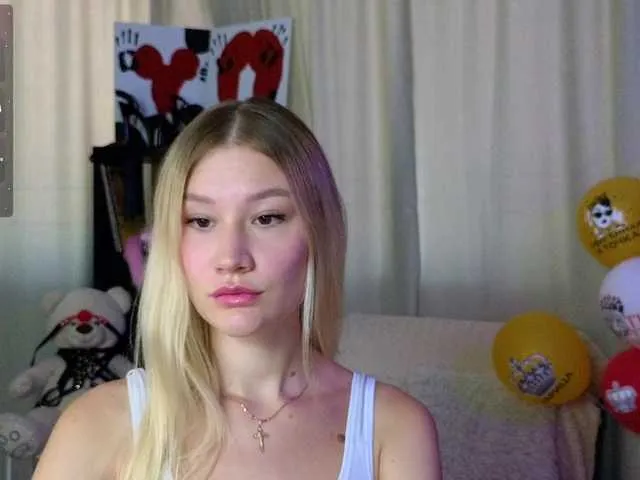 xunybany free chat on liveonude Image 7